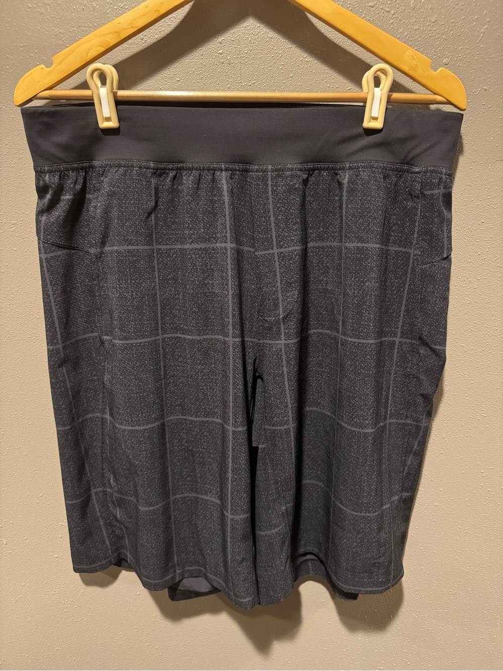Men’s Lululemon Core Shorts